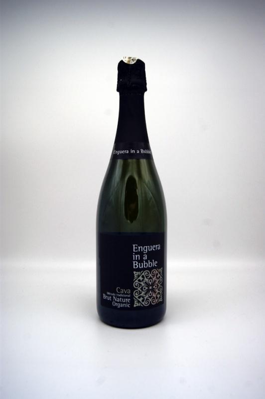 IN A BUBBLE Cava Brut Nature Bodegas Enguera